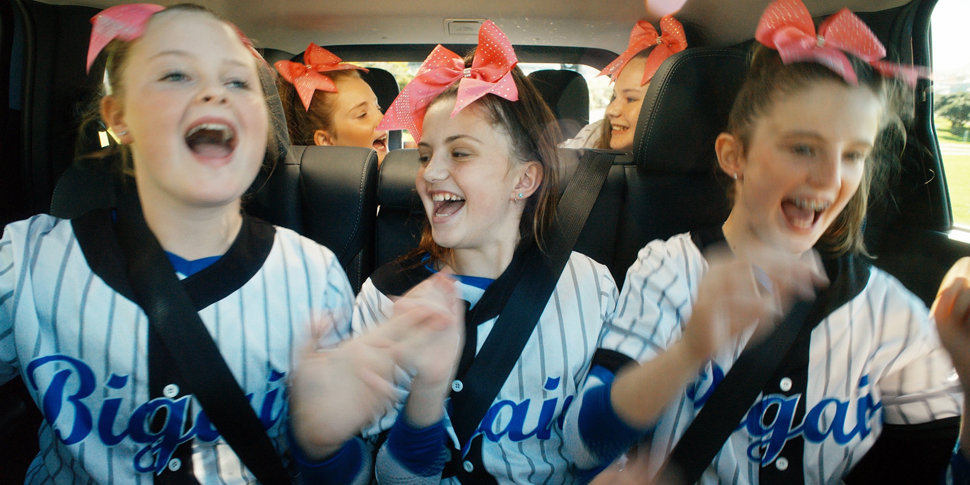 Room for all With 5 and 7 seat options, new Outlander delivers greater levels of comfort and safety to every passenger.