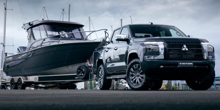 Triton Carousel 1 1900x950px 1