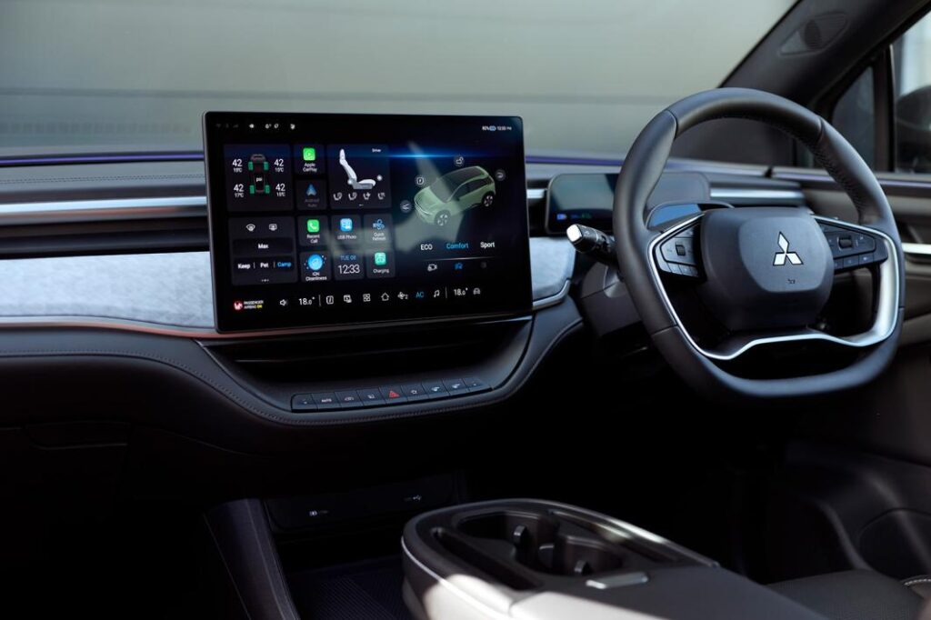 ASX VR e Interior Screen C ScaleWidthWzEwNjRd